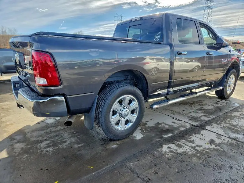 2015 RAM 2500 SLT  
