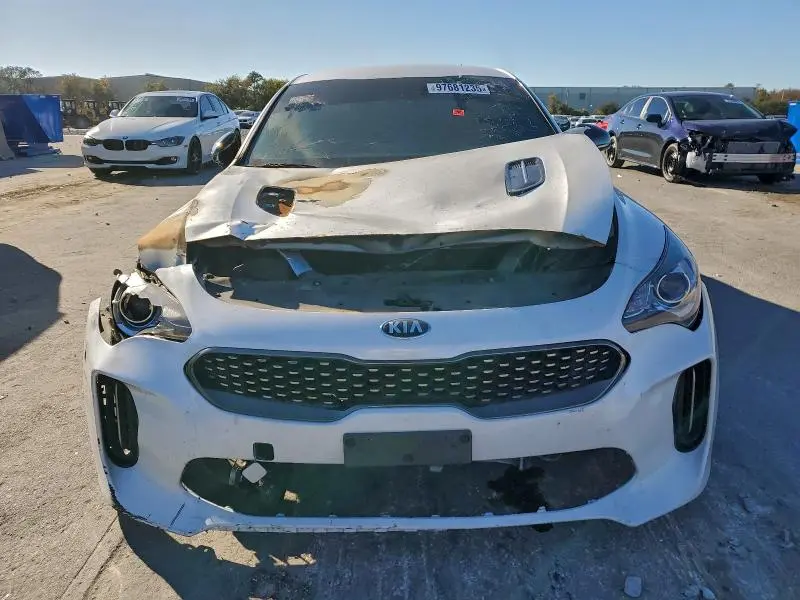 2021 KIA STINGER GT-LINE