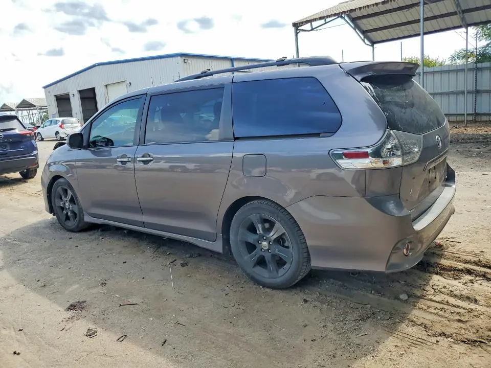 2015 TOYOTA SIENNA SPORT  