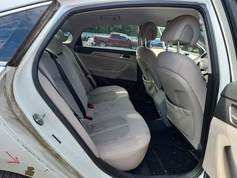2016 HYUNDAI SONATA SE  