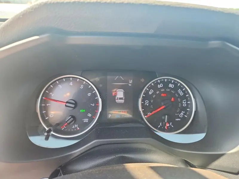 2019 TOYOTA RAV4 LE  