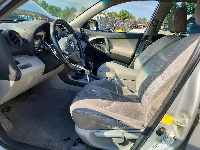 2012 TOYOTA RAV4 BASE  