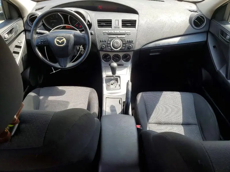 2010 MAZDA 3 I  