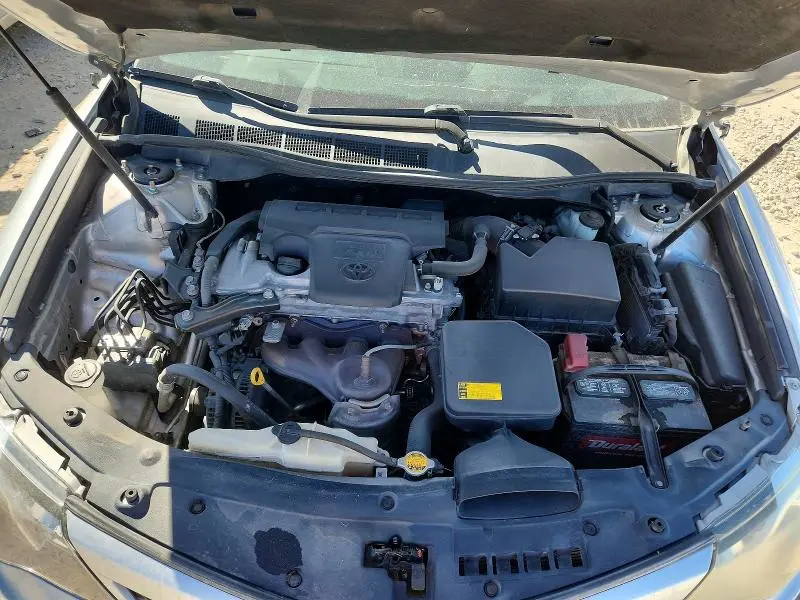 2012 TOYOTA CAMRY SE  