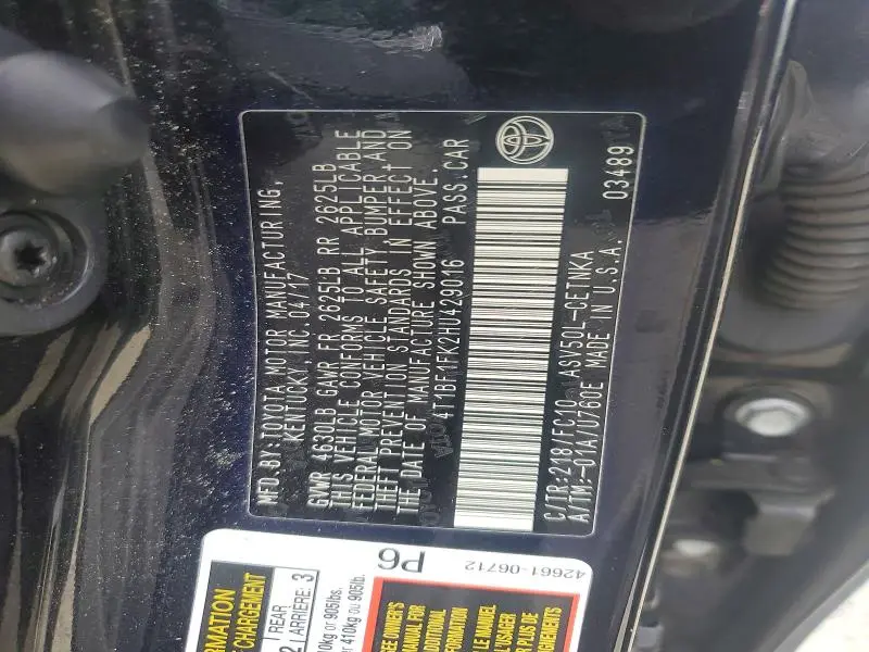 2017 TOYOTA CAMRY LE  