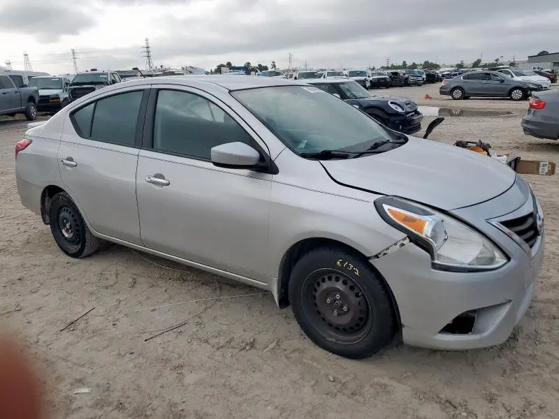 2016 NISSAN VERSA S  