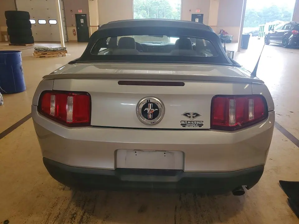 2010 FORD MUSTANG   