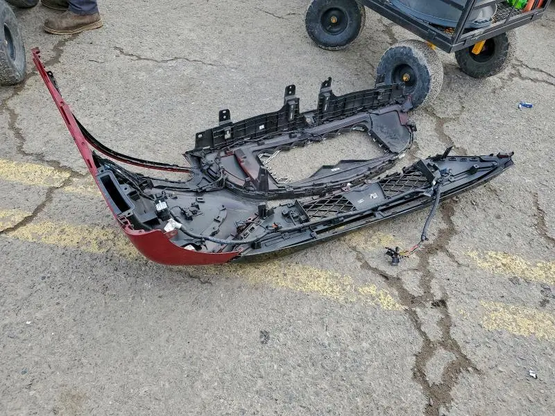 2022 GENESIS GV70 BASE  