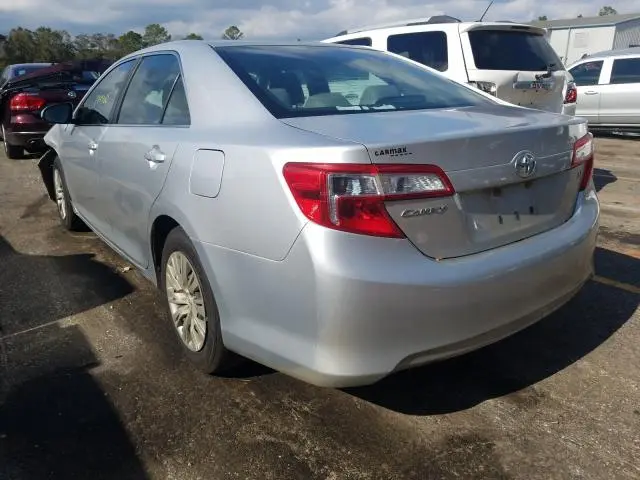2015 TOYOTA CAMRY LE