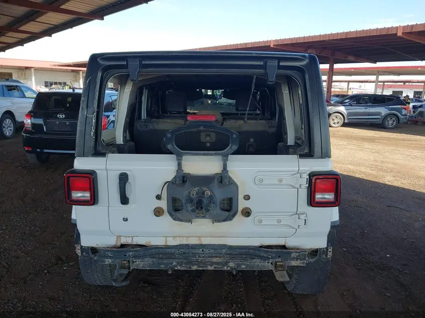 2020 JEEP WRANGLER UNLIMITED SAHARA 4X4