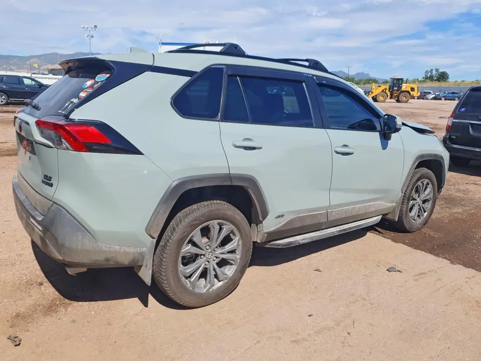 2023 TOYOTA RAV4 XLE PREMIUM  
