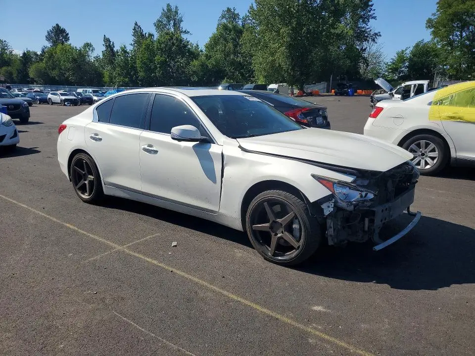 2014 INFINITI Q50   