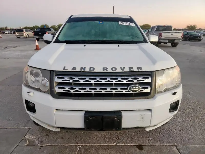 2011 LAND ROVER LR2 HSE LUXURY  