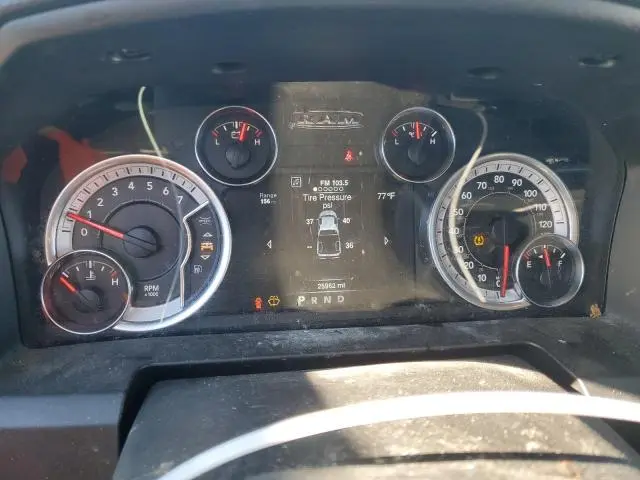 2022 RAM 1500 CLASSIC TRADESMAN  