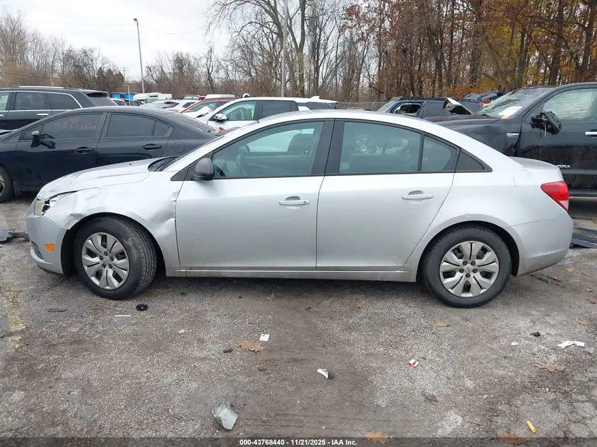 2014 CHEVROLET CRUZE LS AUTO