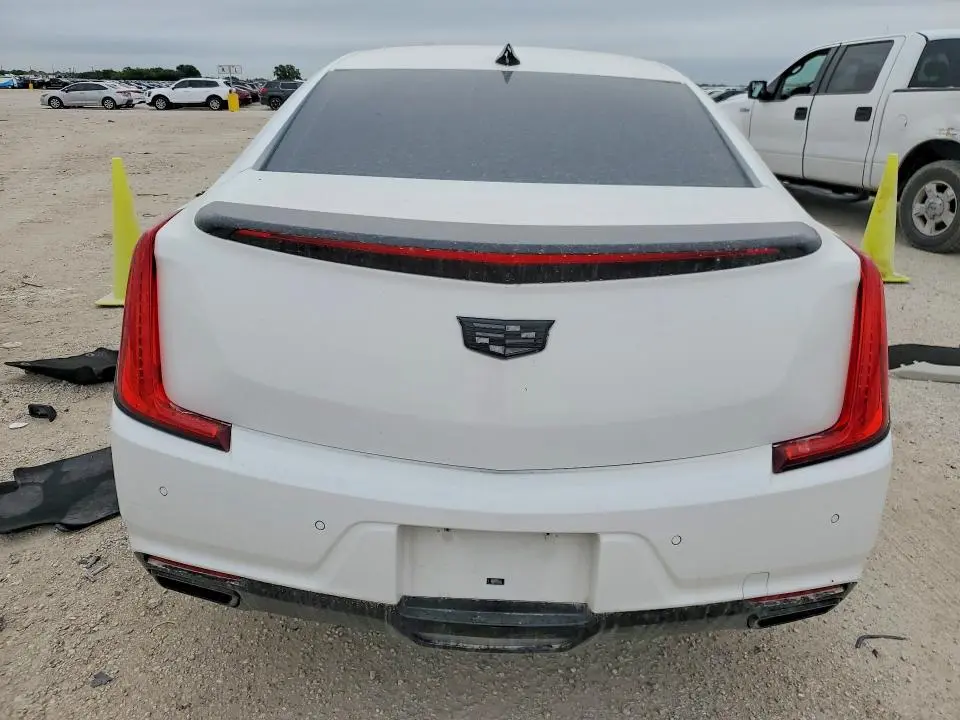 2018 CADILLAC XTS LUXURY  