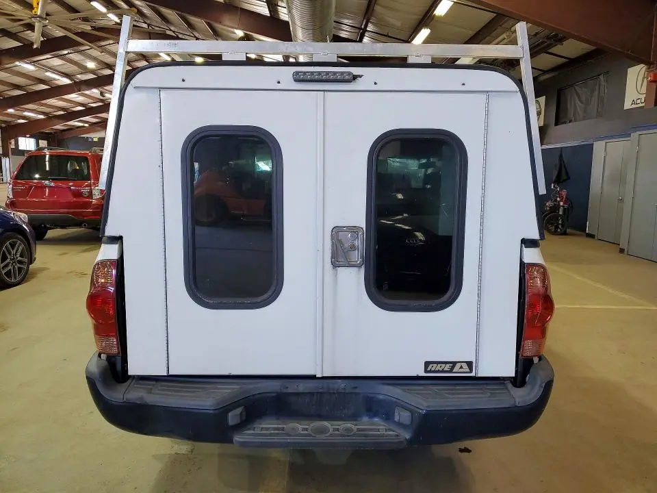 2013 TOYOTA TACOMA BASE  