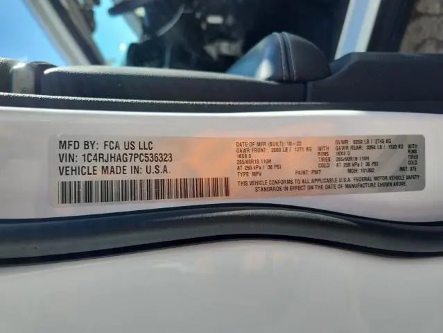 2023 JEEP GRAND CHEROKEE LAREDO  