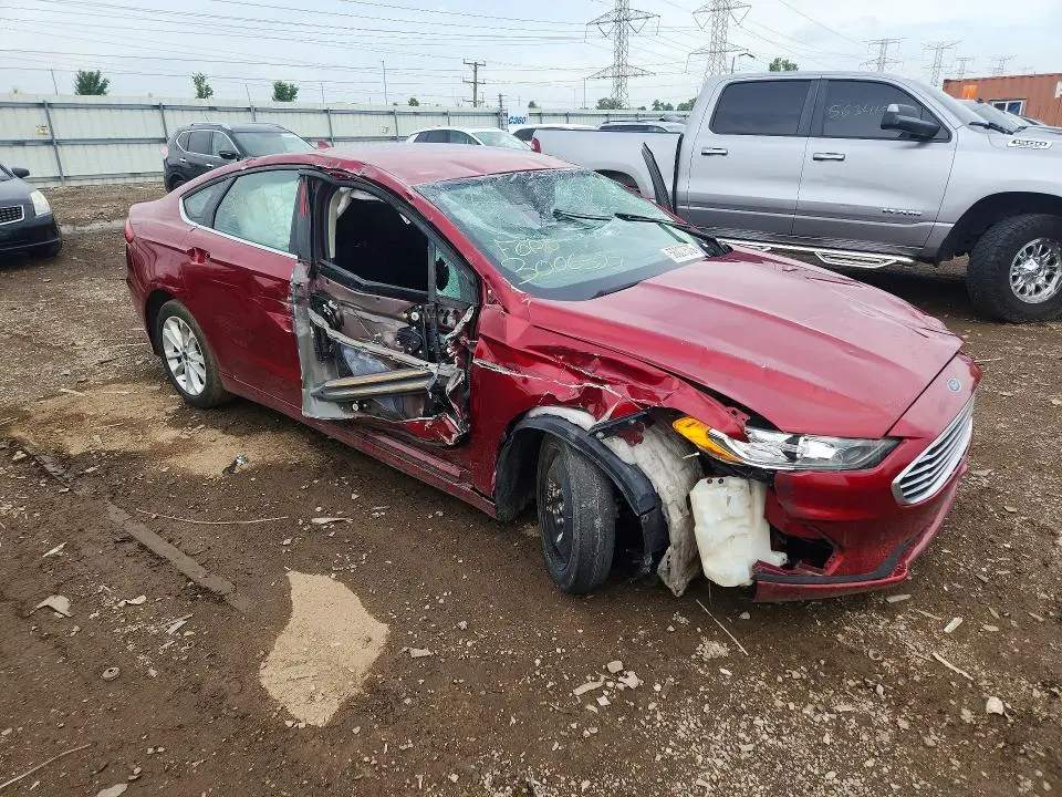 2019 FORD FUSION SE  