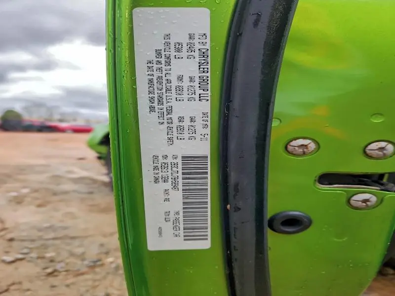 2011 DODGE CHALLENGER SRT-8  