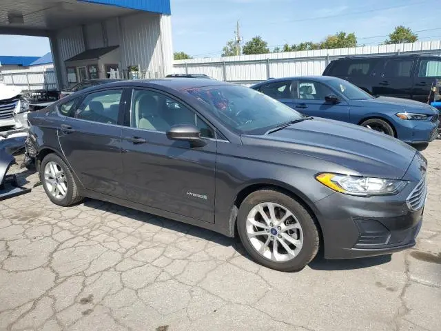 2019 FORD FUSION SE  