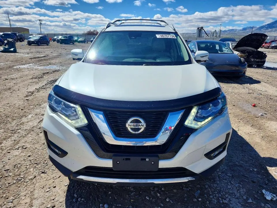 2019 NISSAN ROGUE SL  