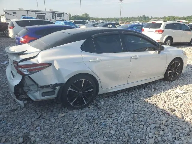 2018 TOYOTA CAMRY XSE  