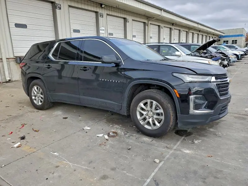 2022 CHEVROLET TRAVERSE LS  