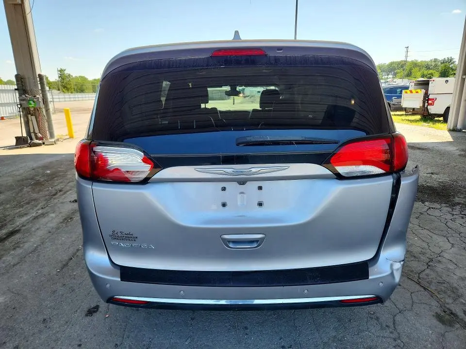 2017 CHRYSLER PACIFICA TOURING L PLUS  