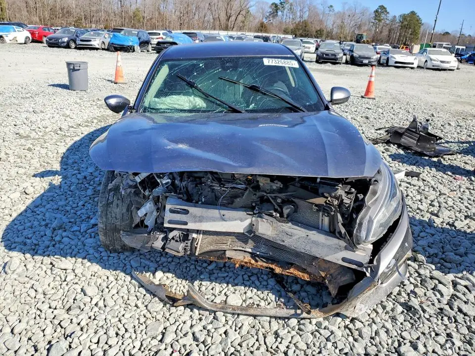 2021 NISSAN ALTIMA SV  
