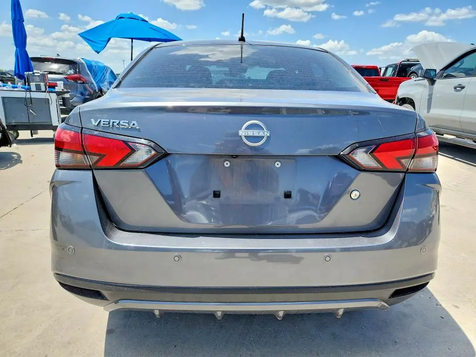 2024 NISSAN VERSA S  