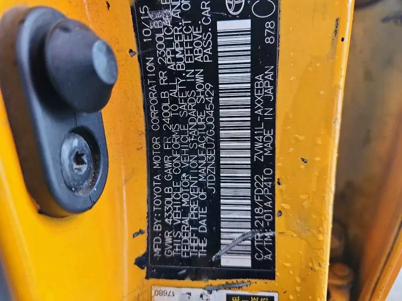 2016 TOYOTA PRIUS V THREE  