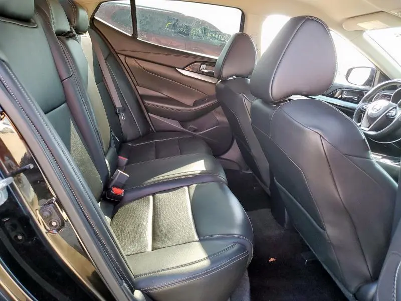2020 NISSAN MAXIMA SV  