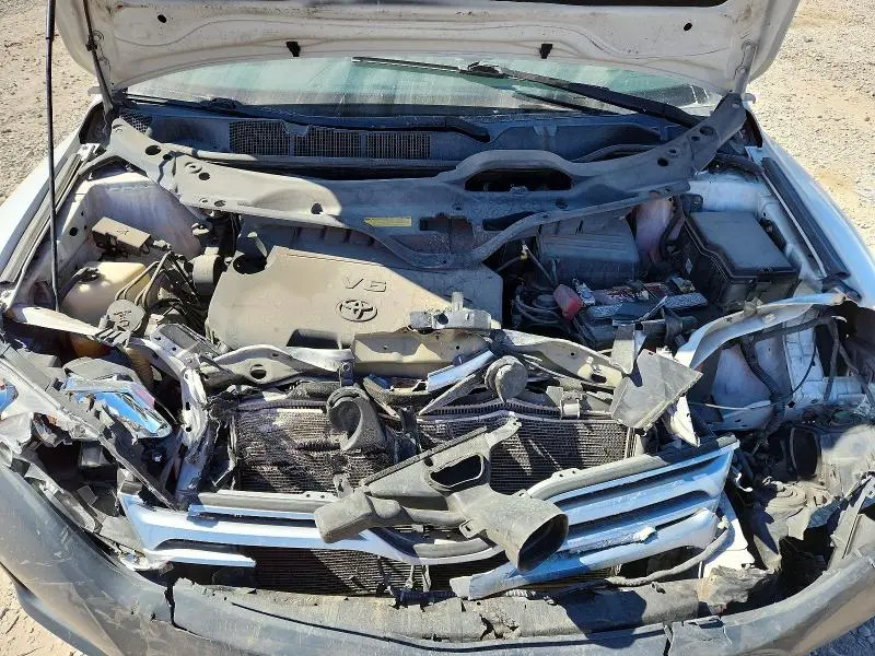 2015 TOYOTA VENZA XLE  