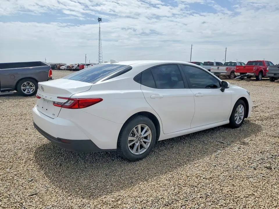 2025 TOYOTA CAMRY LE  