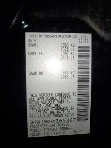 2024 NISSAN ALTIMA SV  