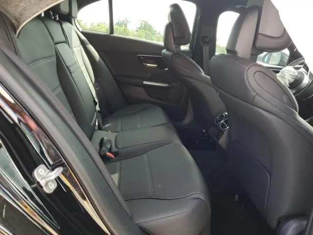 2025 MERCEDES-BENZ C 300 4MATIC  