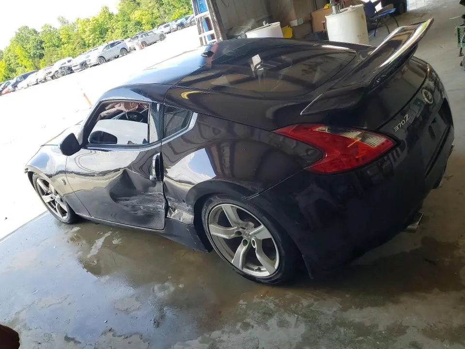 2010 NISSAN 370Z BASE  