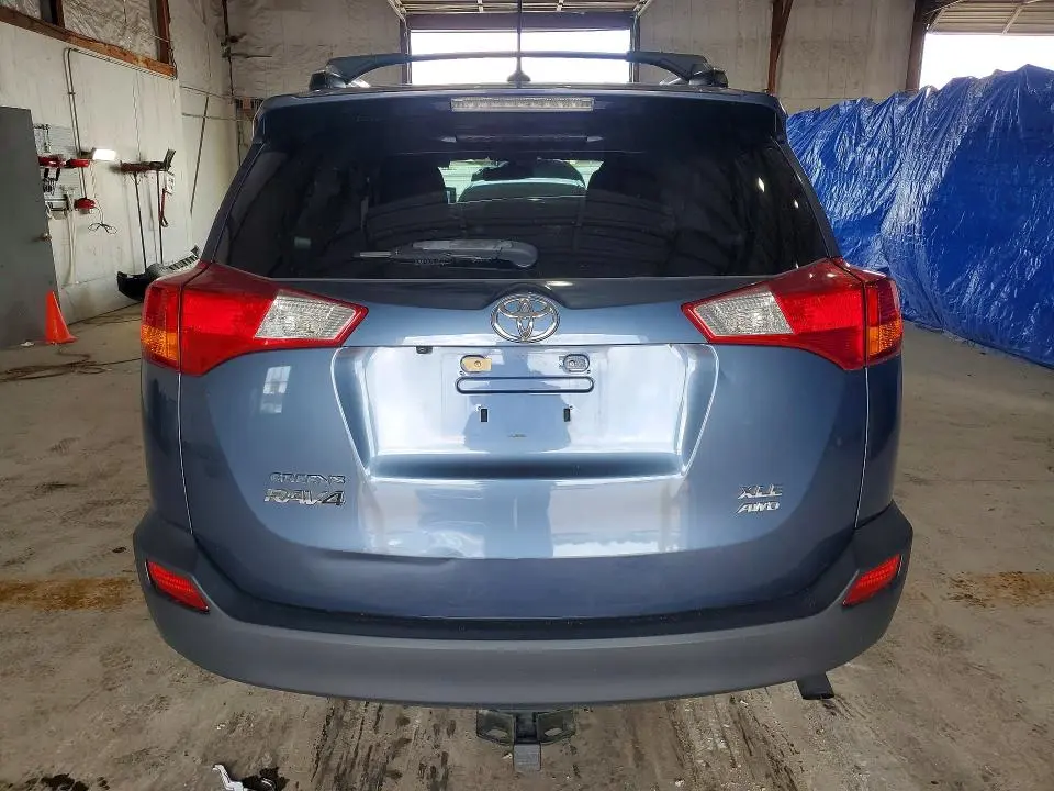 2014 TOYOTA RAV4 XLE  
