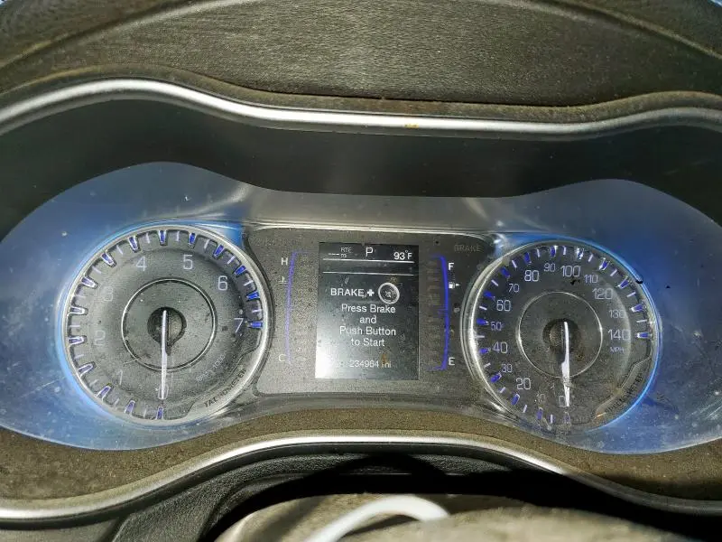 2016 CHRYSLER 200 LIMITED  