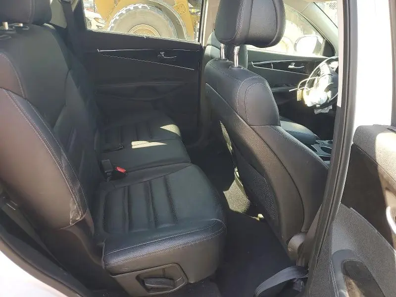 2016 KIA SORENTO EX V6  