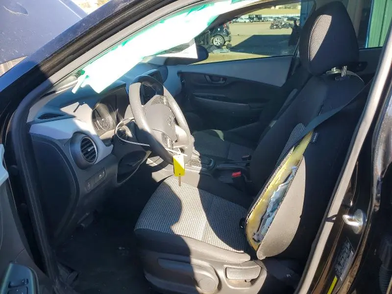 2021 HYUNDAI KONA SE  