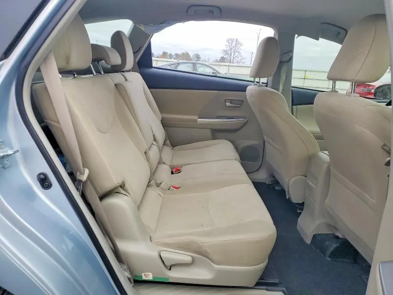 2013 TOYOTA PRIUS V THREE  