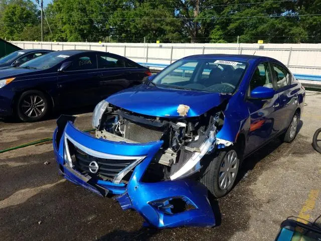 2016 NISSAN VERSA S