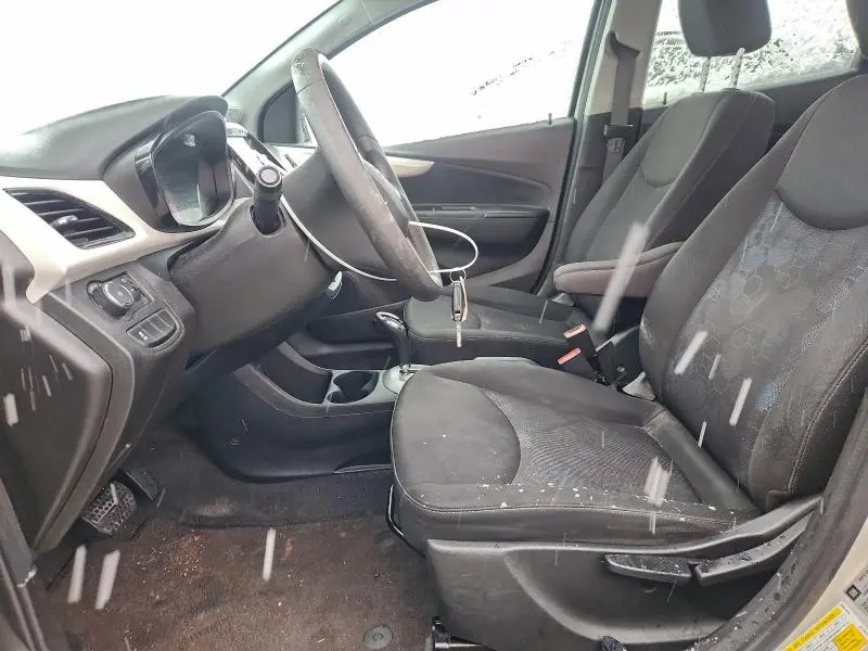 2016 CHEVROLET SPARK 1LT  