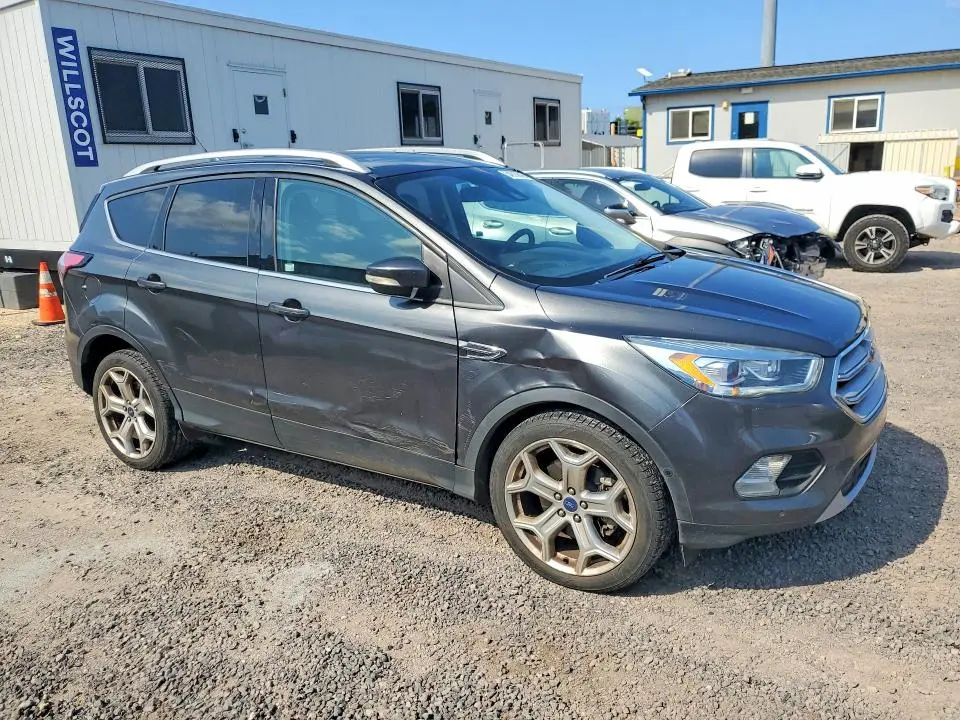 2018 FORD ESCAPE TITANIUM  