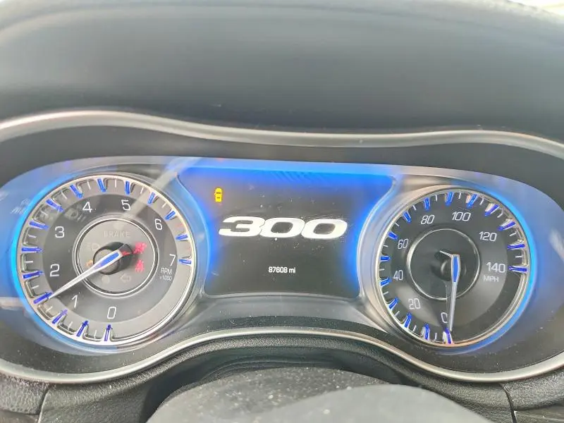 2015 CHRYSLER 300 LIMITED  