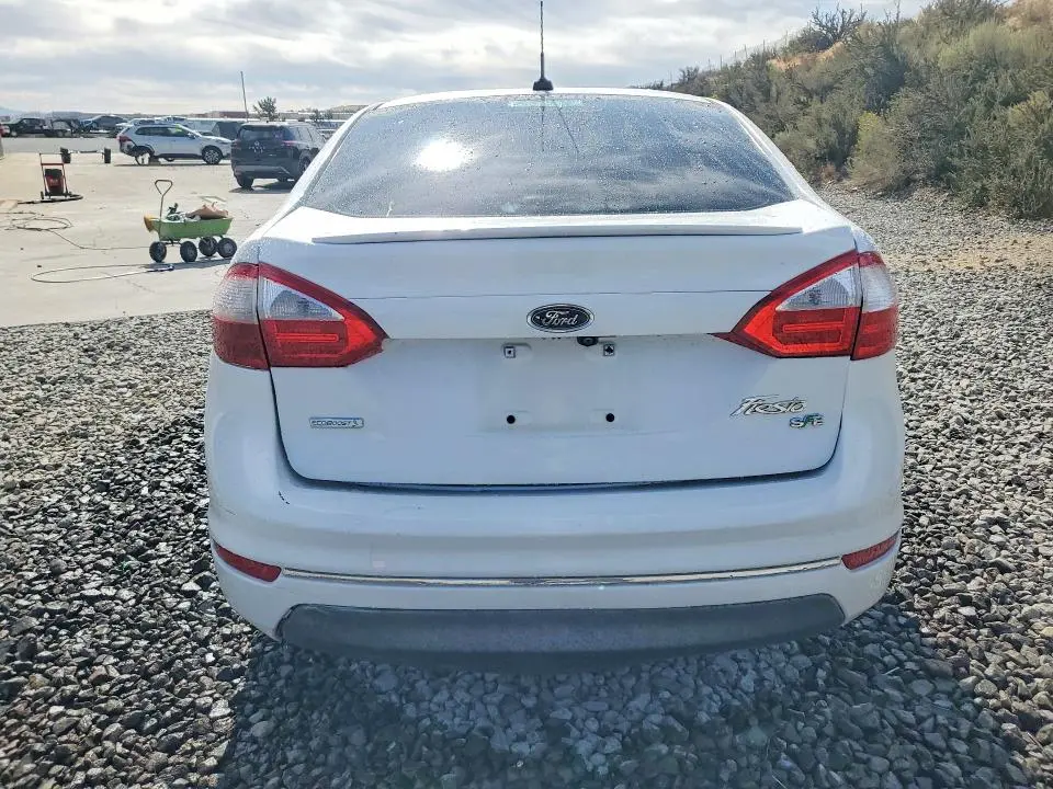 2019 FORD FIESTA SE  