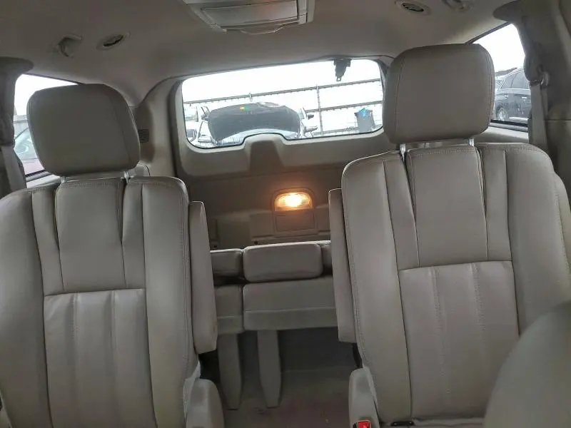 2014 CHRYSLER TOWN & COUNTRY TOURING  