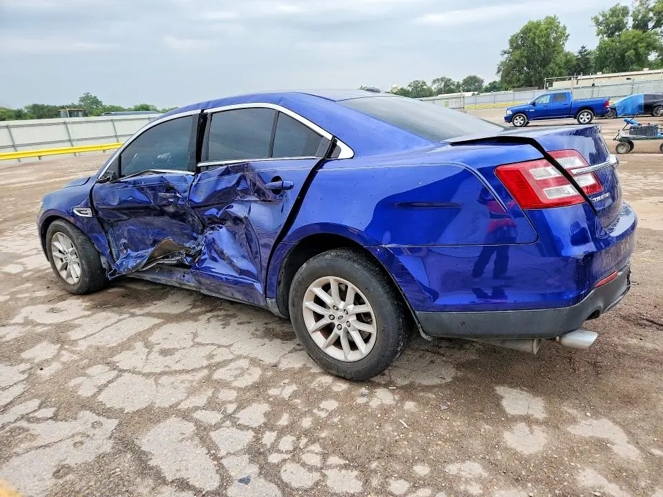 2015 FORD TAURUS SE  